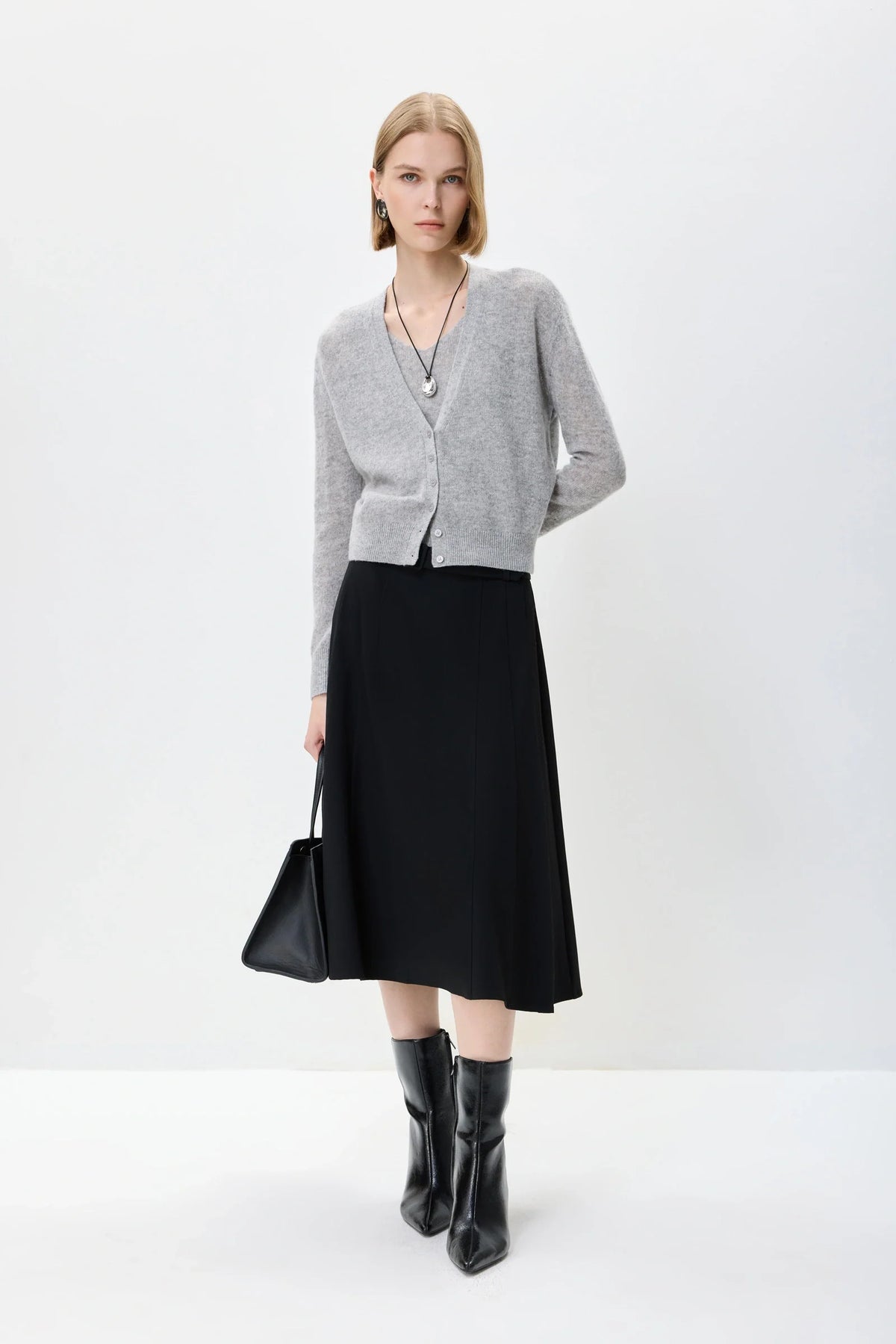 Pearl | Women's Relaxed Layered V-Neck Knit Top