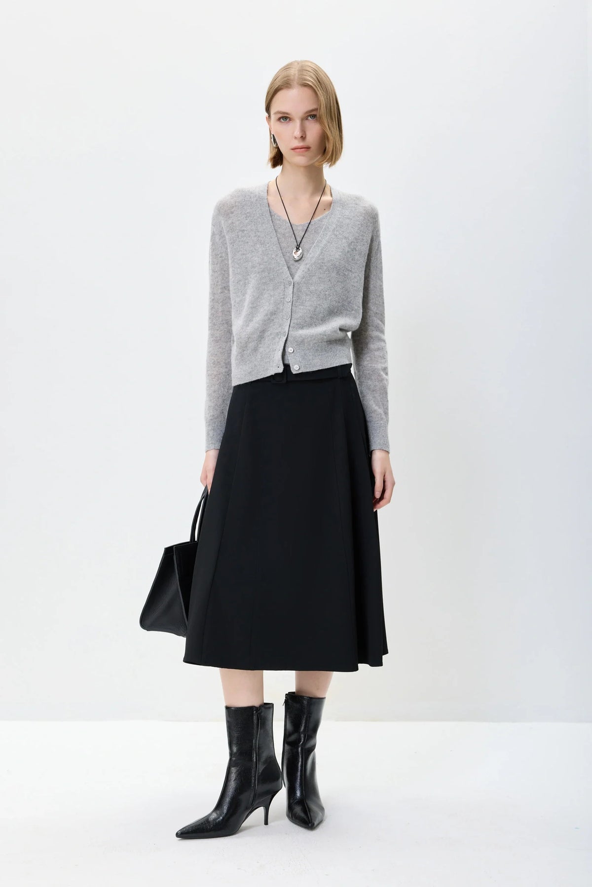 Pearl | Women's Relaxed Layered V-Neck Knit Top