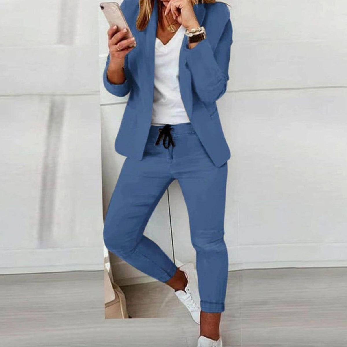 Hannah | Women's Blazer & Jogger Two-Piece Set