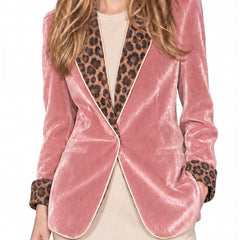 Greta Women's Velvet Blazer with Leopard-Print Lapel in dusty pink, worn by a model on a white studio background