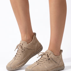 Sybil-Camilla Women's Wide-Toe Arch-Support Lace-Up Sneakers