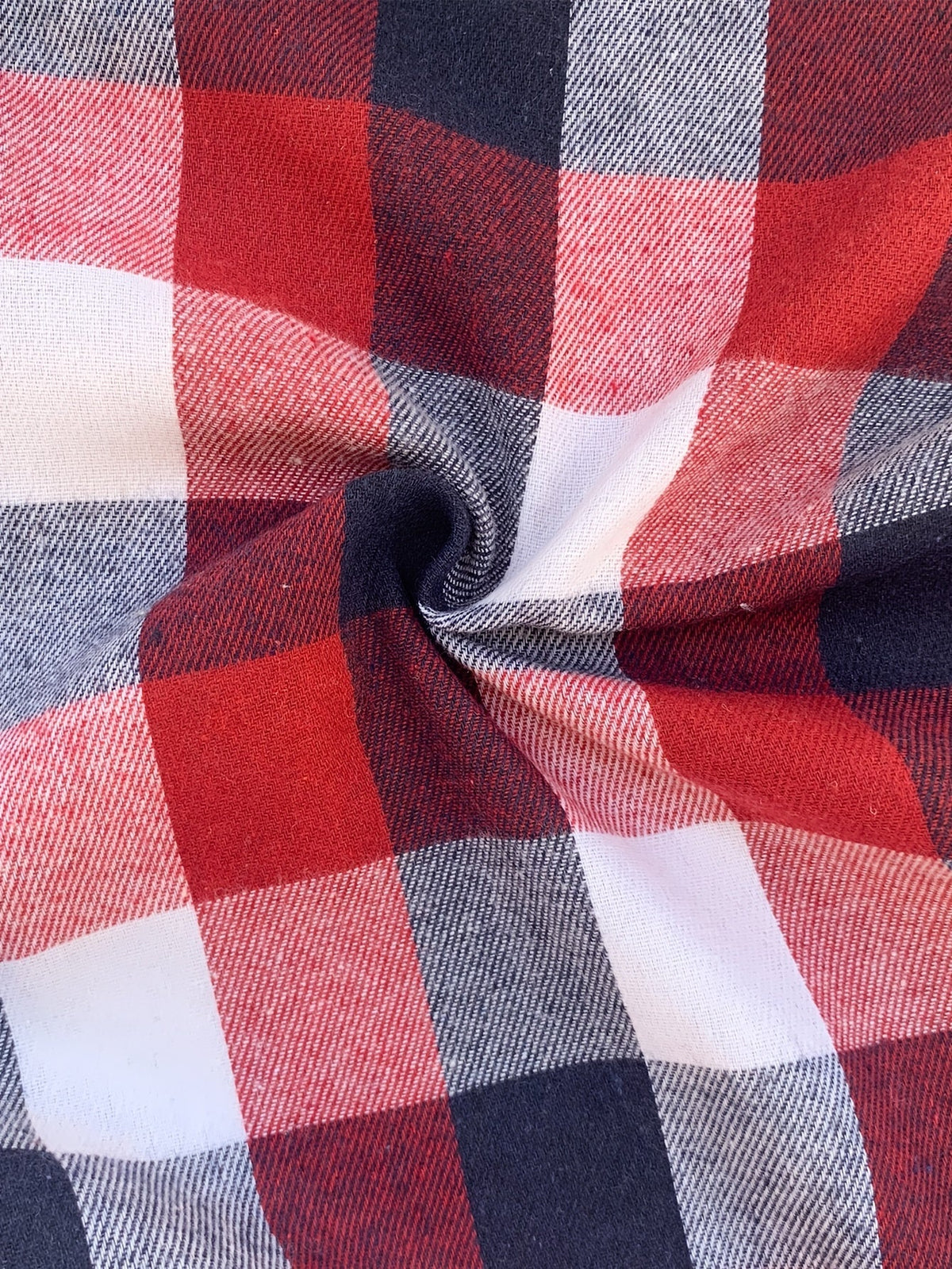 Stella-Aurelia | Women's Buffalo Check Relaxed-Fit Button-Up Shirt