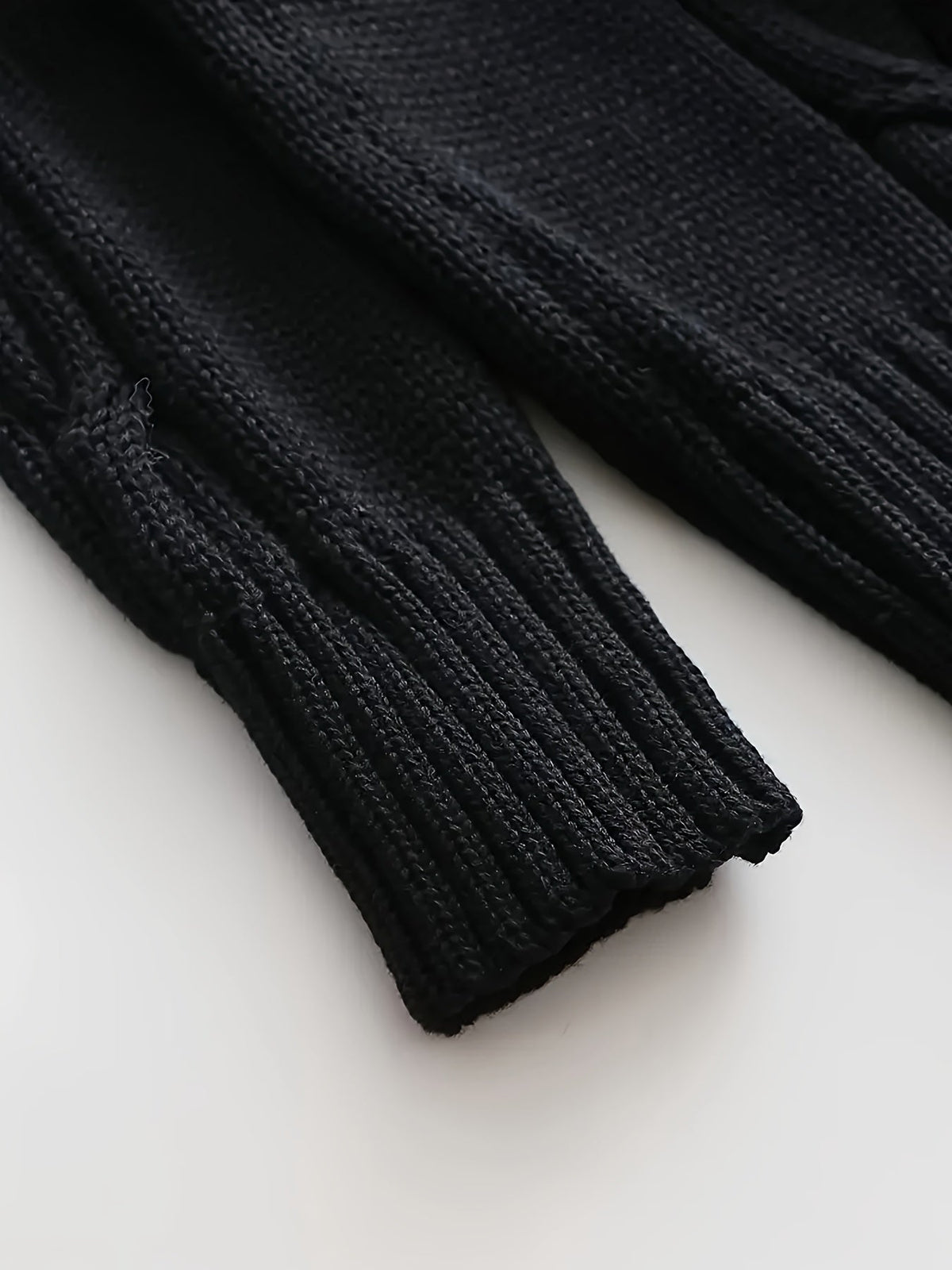 Lavinia-Hilda | Women's Chunky Cable-Knit Button Cardigan