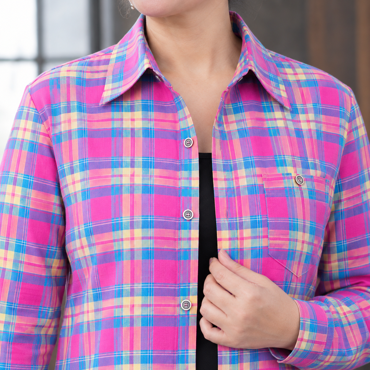 Eugenia | Women's Relaxed Plaid Collar Shirt