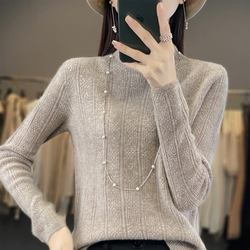 Erna-Maureen | Women's Structured Mockneck Cable Knit Sweater