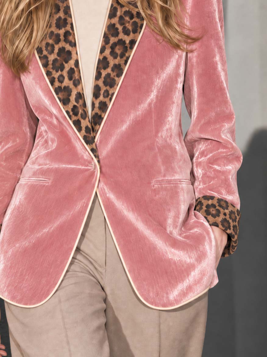 Greta | Women's Velvet Blazer with Leopard-Print Lapel
