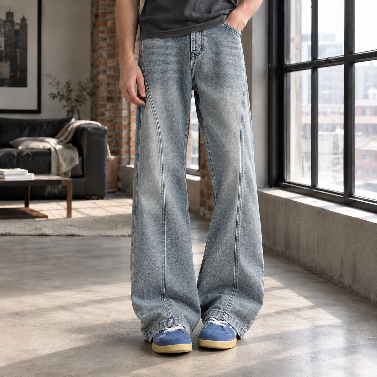 Ursula-Gwendolyn | Women's Washed Wide-Leg Flare Jeans