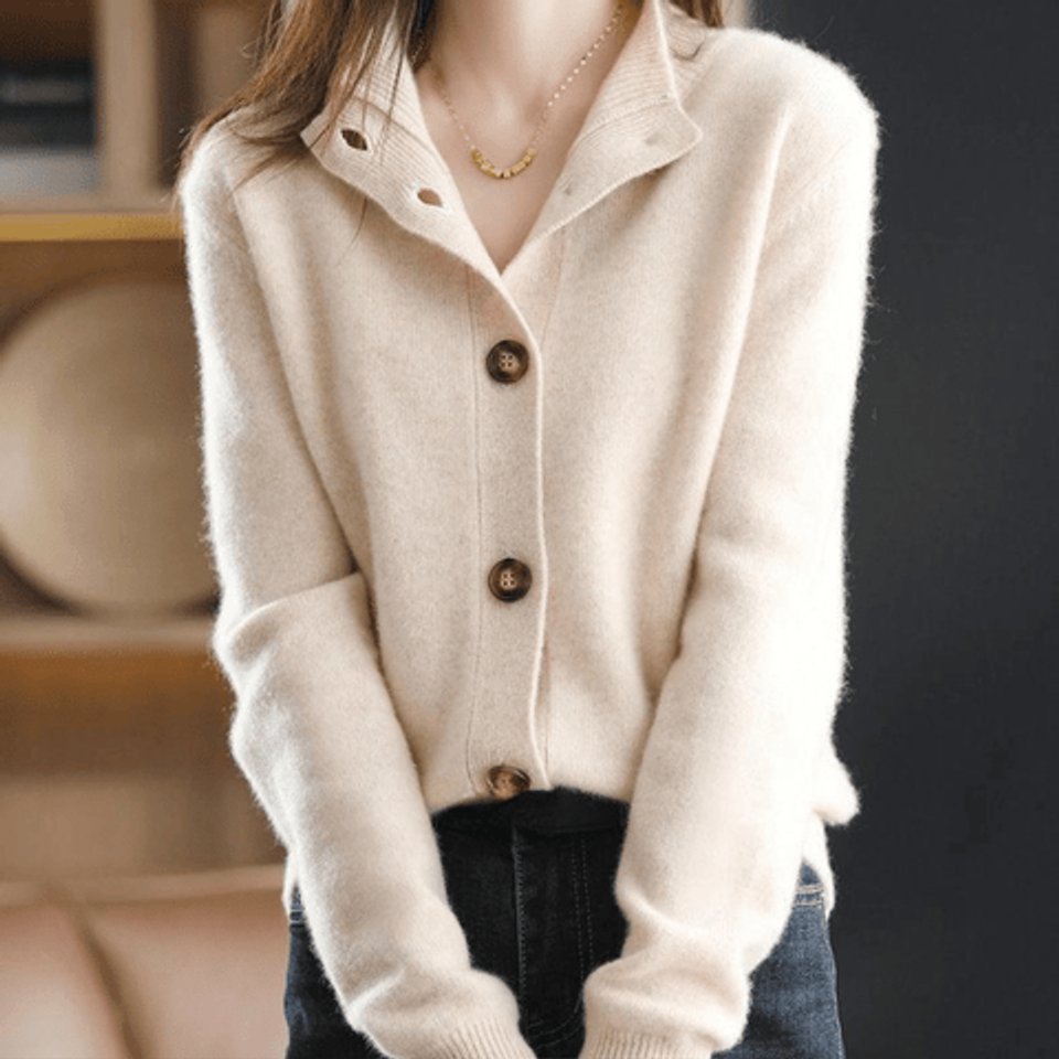Grace | Women's Cashmere Knit Button-Up Cardigan